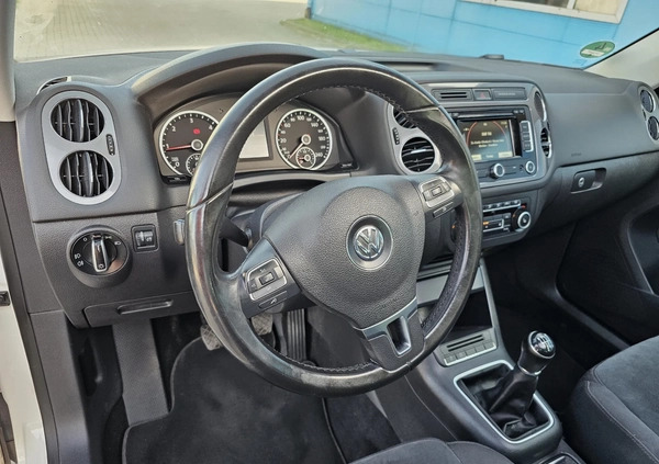Volkswagen Tiguan cena 49999 przebieg: 210000, rok produkcji 2012 z Ostrów Mazowiecka małe 466